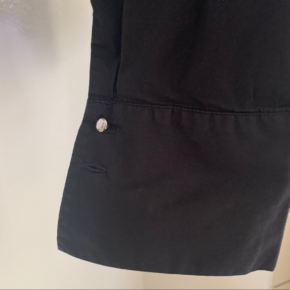 Gloria Vanderbilt Black Button Down Top - Picture 4 of 6